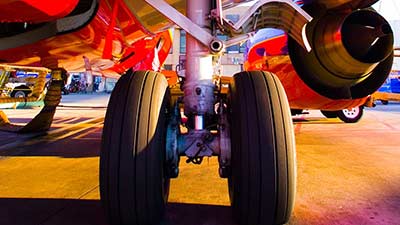294-S-777-Airport_AirSide-Tuesday-Copyright_Steve_Thornton